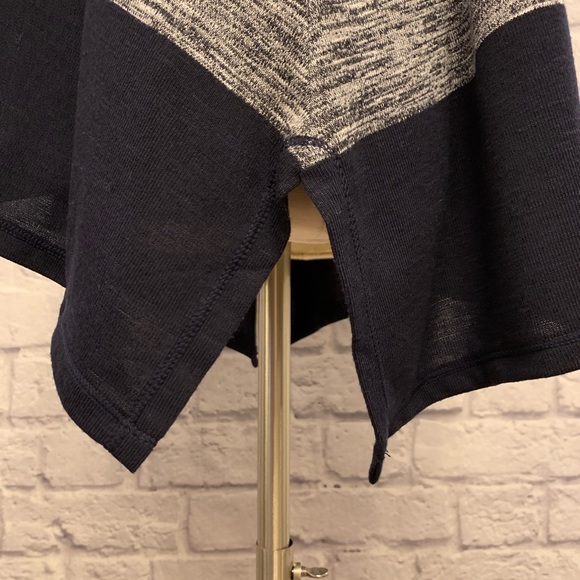 NWOT Max Studio Asymmetric Hem Sweater Lightweight - Picture 7 of 10